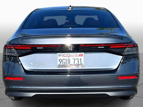 Used 2023 Honda Accord EX image 4