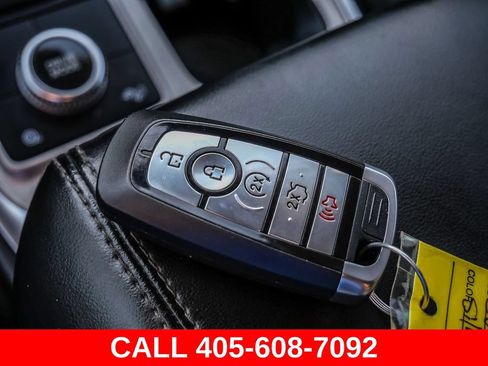 Used 2021 Ford Explorer XLT w/ Equipment Group 202A AWD/4WD image 41