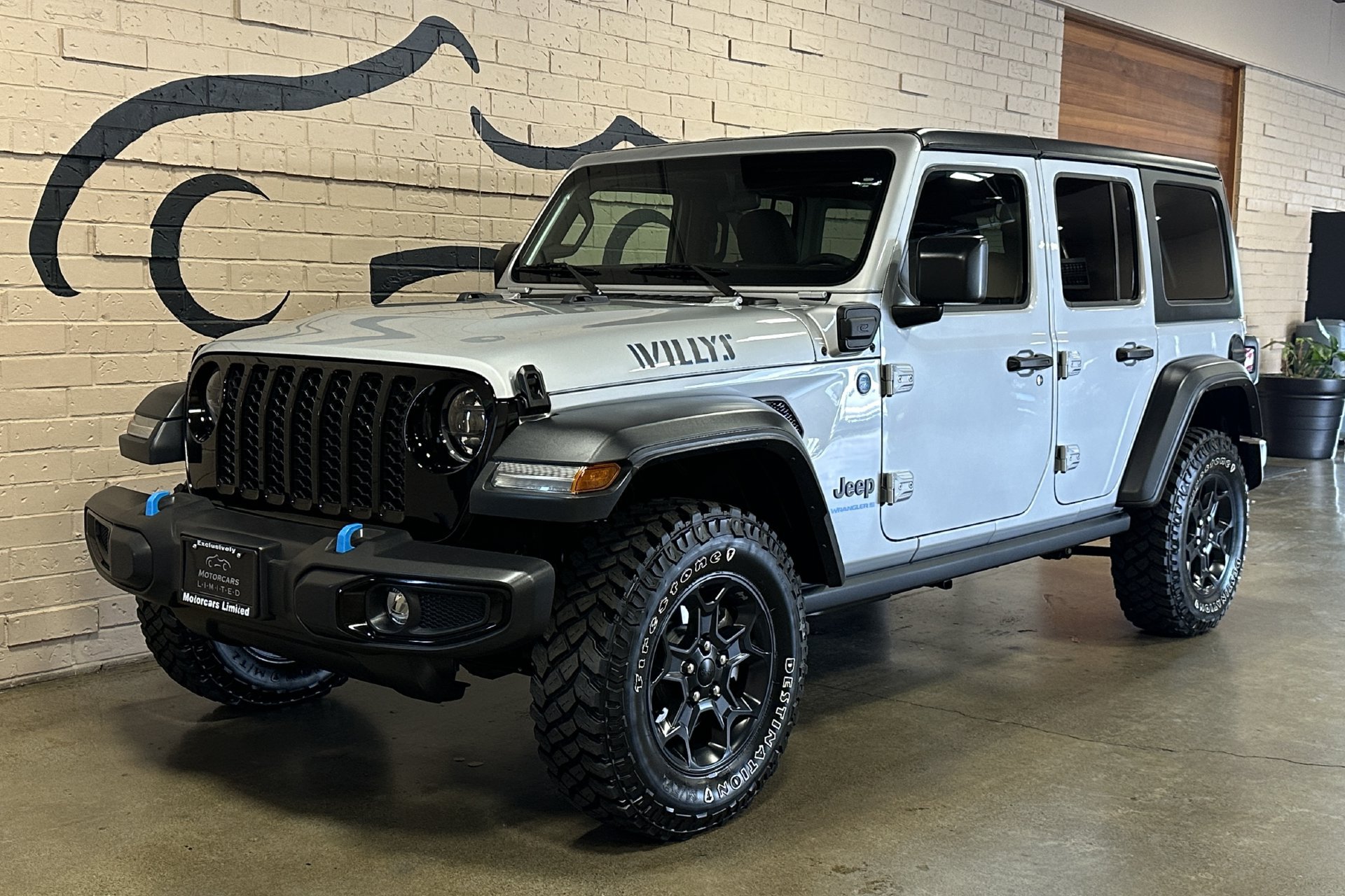 Used 2023 Jeep Wrangler Unlimited AWD/4WD image 10