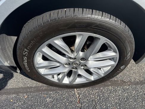 Used 2019 Buick Envision Premium w/ Driver Confidence Package image 5