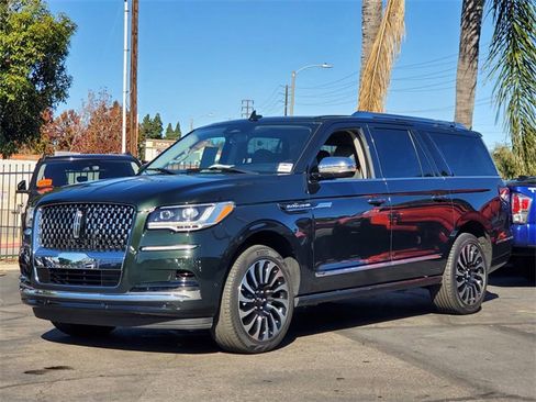 Used 2023 Lincoln Navigator L Black Label image 28