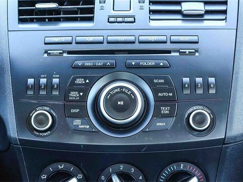 Used 2013 MAZDA MAZDA3 i Sport image 15