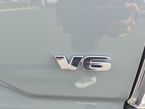 Certified 2022 Toyota Tacoma TRD Off-Road image 12