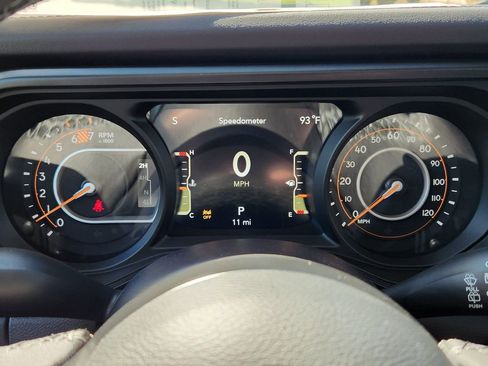 New 2025 Jeep Wrangler Rubicon image 19