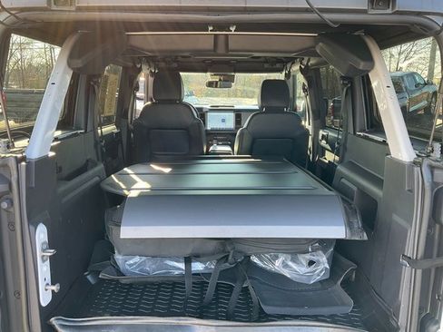 Used 2022 Ford Bronco Outer Banks image 16