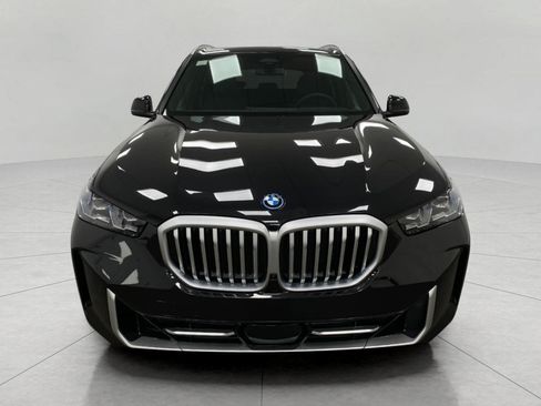 New 2026 BMW X5 xDrive50e w/ Climate Comfort Package AWD/4WD image 50