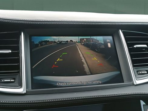 Used 2021 INFINITI QX50 Luxe w/ Accent Package FWD image 44