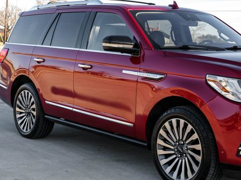 Used 2018 Lincoln Navigator Reserve w/ Technology Package image 6