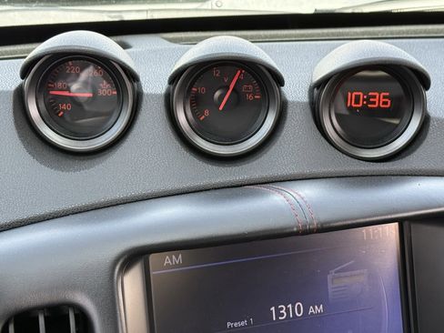 Used 2017 Nissan 370Z NISMO image 29