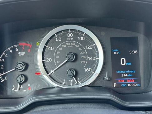 Used 2021 Toyota Corolla LE image 15