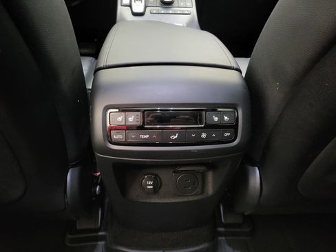 Used 2024 Hyundai Palisade Limited image 22