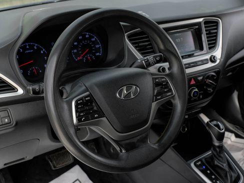 Used 2020 Hyundai Accent SE w/ Cargo Package image 20