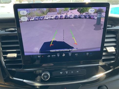 Used 2024 Ford Transit 350 XLT image 25