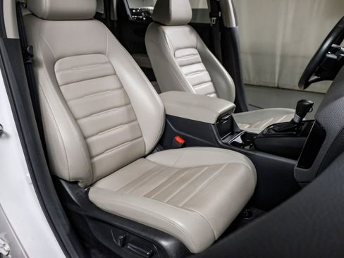 Used 2024 Honda CR-V EX-L image 30