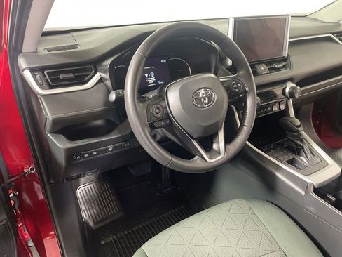 Used 2024 Toyota RAV4 XLE w/ Convenience Package AWD/4WD image 8