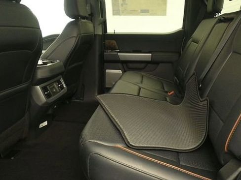 New 2026 Ford F250 Lariat w/ Black Appearance Package AWD/4WD image 11