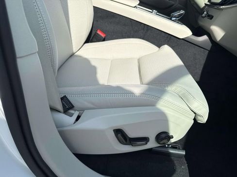New 2026 Volvo XC90 B6 Ultra w/ Protection Package image 13