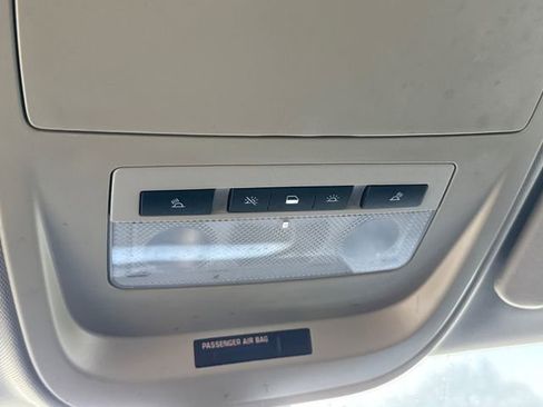 Used 2019 Chevrolet Colorado LT w/ LT Convenience Package RWD image 24