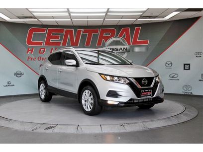 Used 2022 Nissan Rogue Sport SV w/ Technology Package