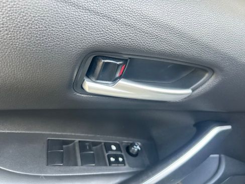 Used 2022 Toyota Corolla SE image 46