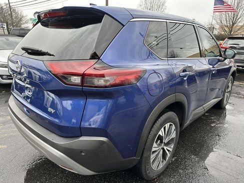 Used 2021 Nissan Rogue SV image 5