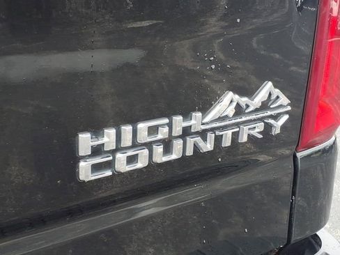 Used 2023 Chevrolet Silverado 1500 High Country w/ High Country Premium Package AWD/4WD image 24
