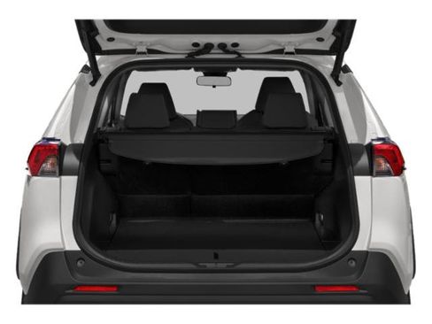 Used 2019 Toyota RAV4 XLE w/ Convenience Package image 11