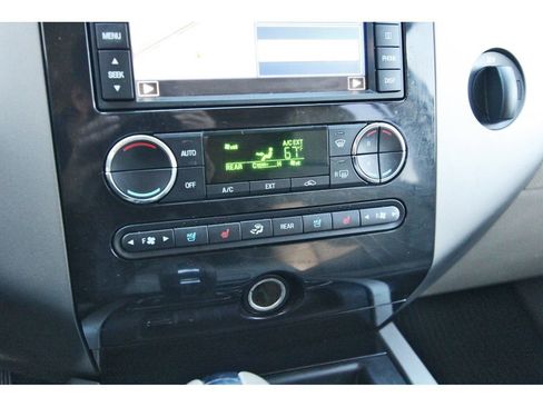 Used 2012 Ford Expedition EL Limited image 28