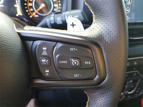 Used 2025 Jeep Wrangler Unlimited Rubicon 392 image 14