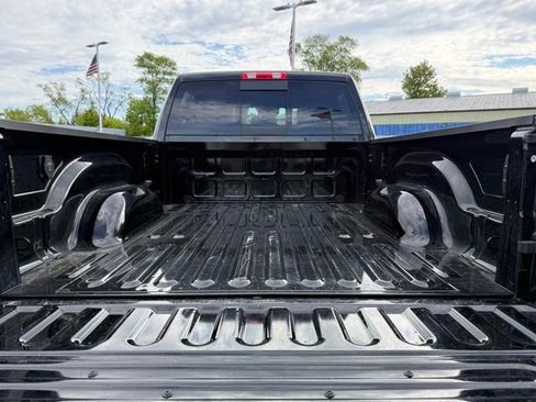 Used 2026 RAM 2500 Laramie AWD/4WD image 30