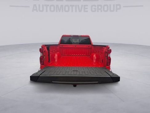 Used 2025 Chevrolet Silverado 1500 LT w/ Z71 Off-Road Package image 19