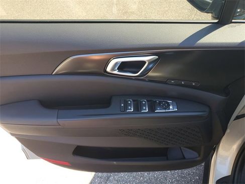 New 2026 Kia Carnival SX w/ SX Dark Edition Package image 21