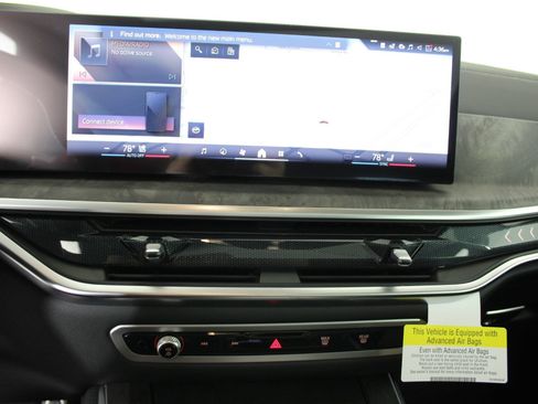 New 2026 BMW X5 xDrive40i w/ M Sport Package image 27