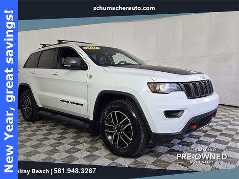 Used 2021 Jeep Grand Cherokee Trailhawk image 1