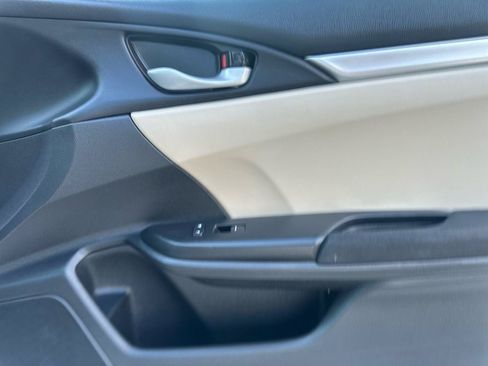 Used 2019 Honda Civic LX image 17