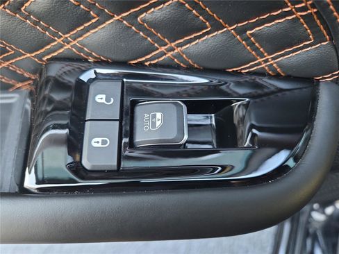 Used 2023 Jeep Grand Cherokee Summit w/ Adv Protech Group IV image 28