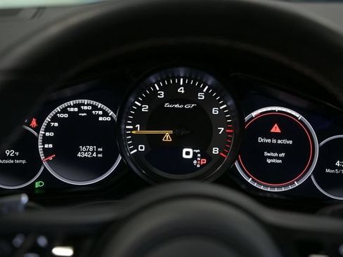 Used 2022 Porsche Cayenne Turbo GT AWD/4WD image 45