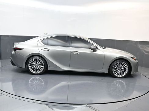 Used 2022 Lexus IS 300 300 image 2