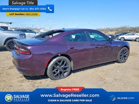 Used 2021 Dodge Charger SXT w/ Blacktop Package RWD image 4