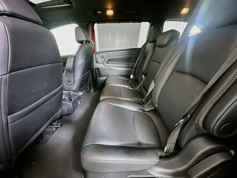 Used 2025 Honda Odyssey Sport-L image 27