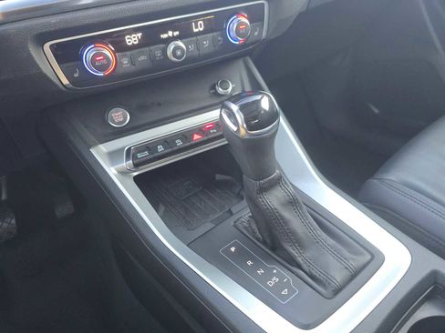 Used 2020 Audi Q3 2.0T Premium Plus w/ Premium Plus Package image 35