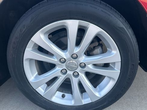 Used 2016 Chrysler 200 Limited image 11