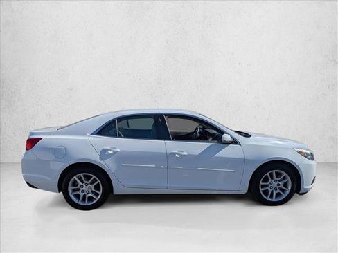 Used 2013 Chevrolet Malibu LT w/ Power Convenience Package image 4