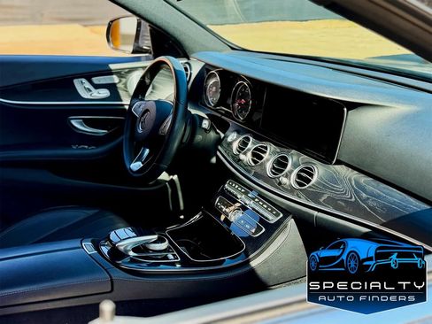 Used 2017 Mercedes-Benz E 300 image 12