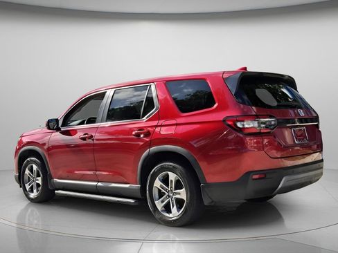 Used 2025 Honda Pilot EX-L image 8