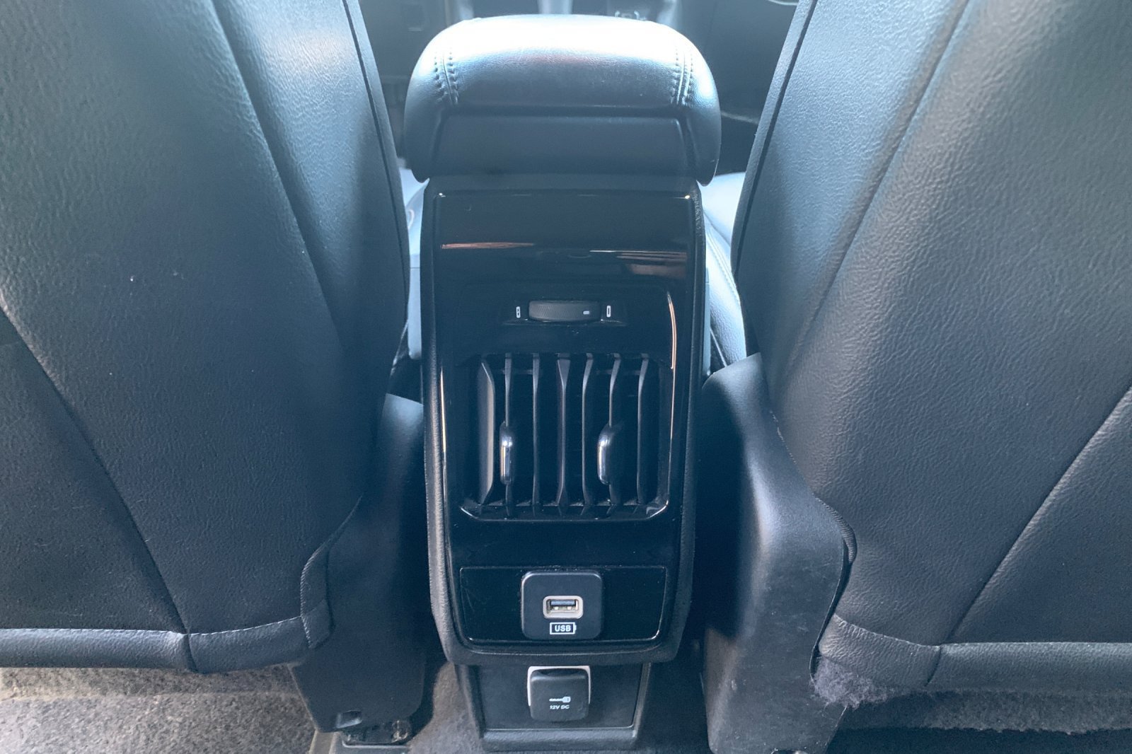 Used 2024 Jeep Compass Limited AWD/4WD image 16