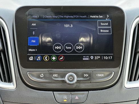 Used 2024 Chevrolet Malibu LT image 12