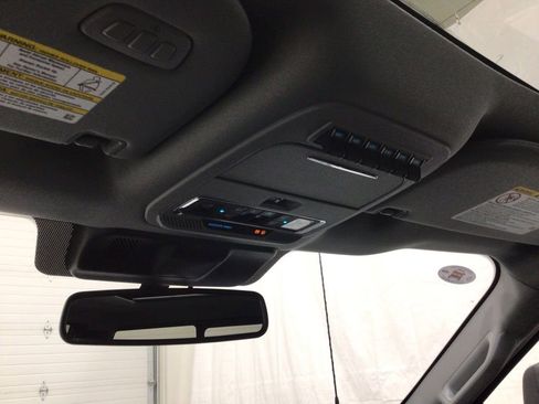 New 2025 Ford F250 Lariat w/ Lariat Ultimate Package image 11