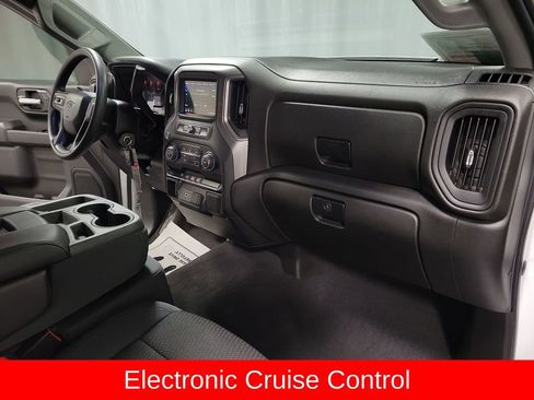 Used 2019 Chevrolet Silverado 1500 Custom Trail Boss w/ Custom Convenience Package image 24