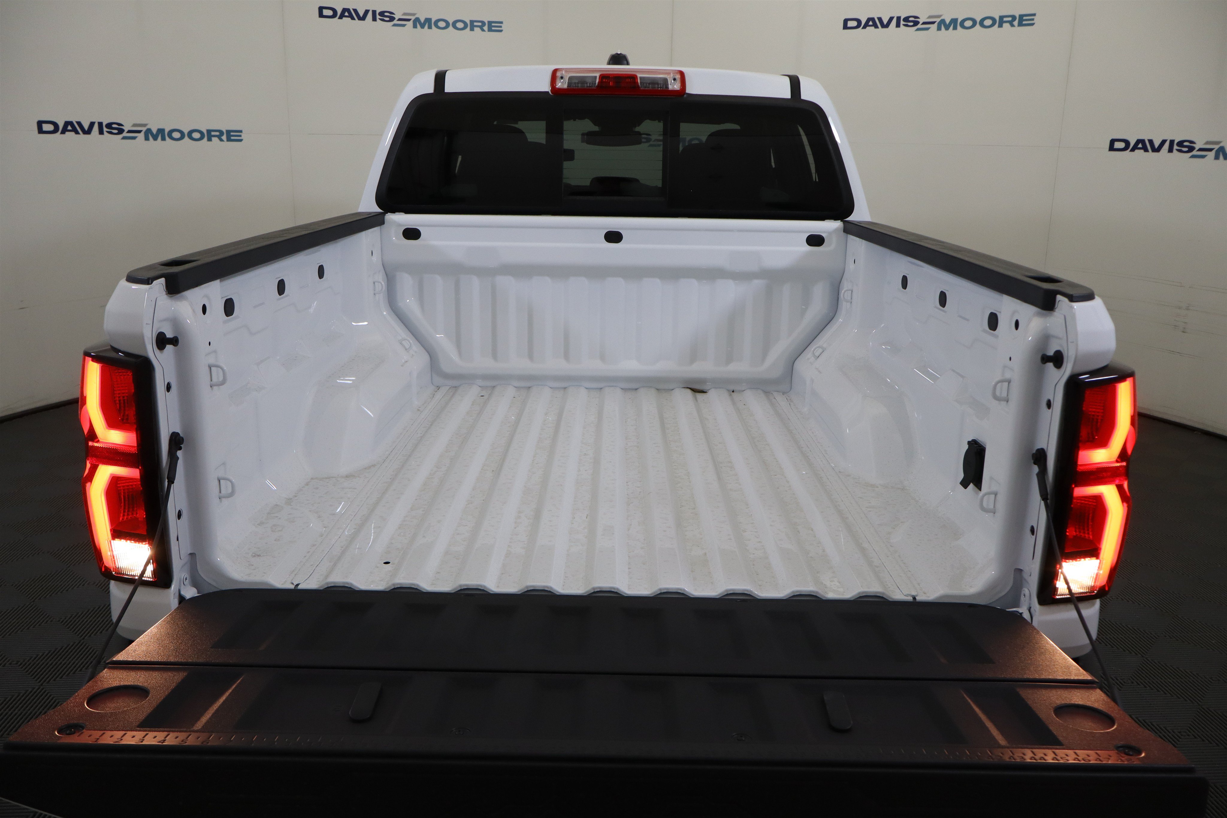 New 2026 Chevrolet Colorado Z71 w/ Technology Package AWD/4WD image 9